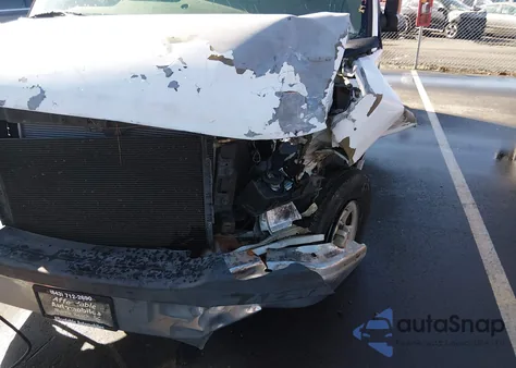 2008 Chevrolet Express Work Van z USA, uszkodzony, nr VIN 1GCFG15X681225465